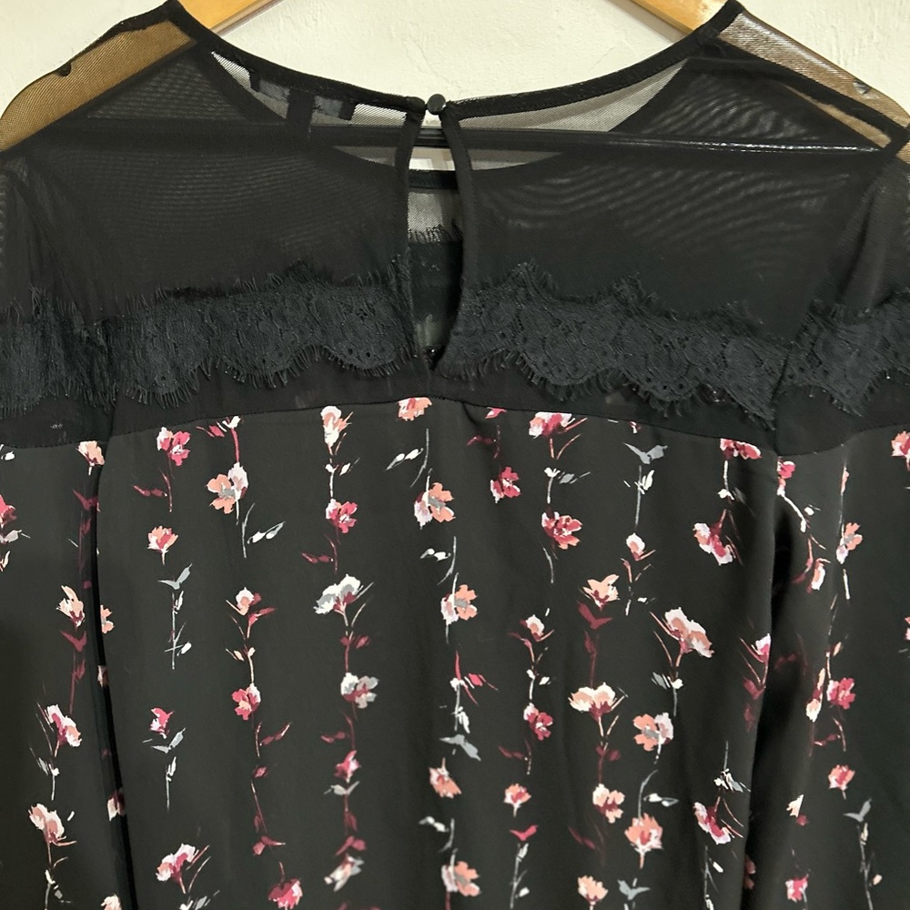 My Michelle Black Floral Sheer Blouse PTP 18 Length 22 - Picture 5 of 7